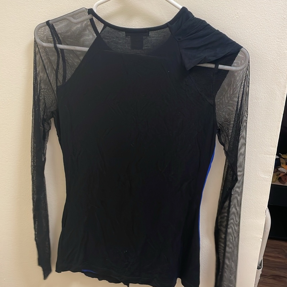 Blouse - Picture 2 of 3